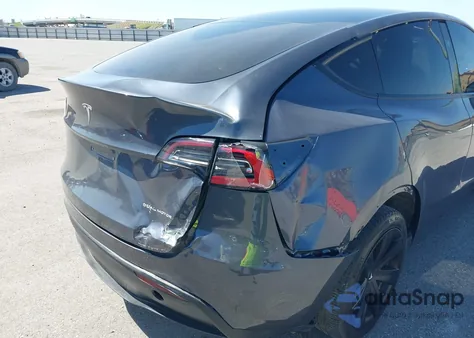 2023 Tesla Model Y Awd/Long Range Dual Motor All-Wheel Drive из США, поврежденный, VIN 7SAYGDEE4PA202135